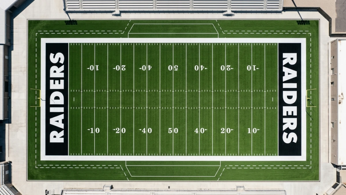 Kirk-Cousins-and-Las-Vegas-Raiders-and-Fernando-Mendoza-contract-talks